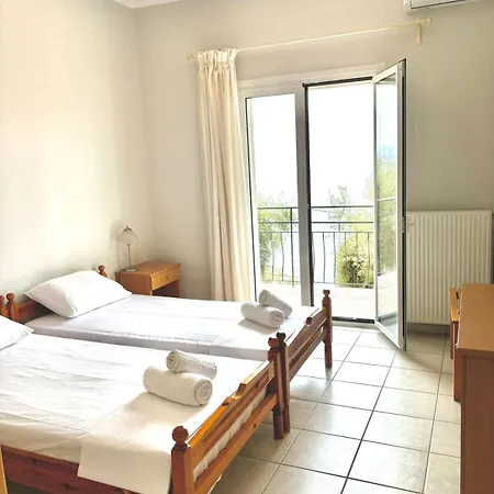 Daire Vacanze Corfu, Glyfa